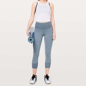 Lululemon wunder under crop 23” size 4